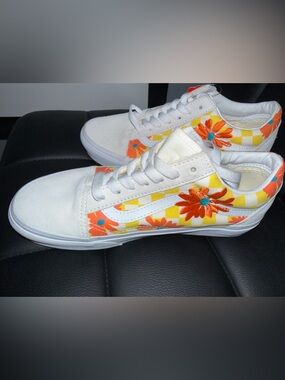Vans White Sneakers with Yellow Check and Orange Floral Embroidery 7